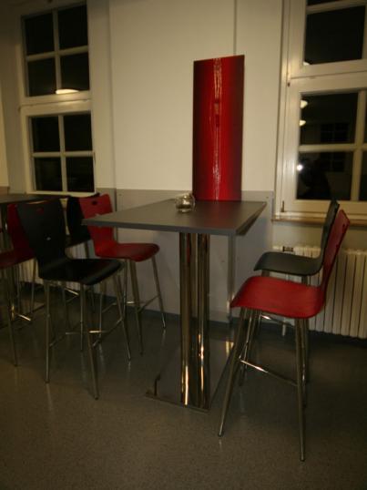 kantine_kantinenstuehle_(609).jpg