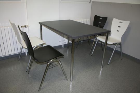 kantine_kantinenstuehle_(597).jpg