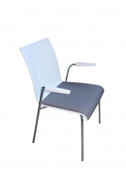 kantineneinrichtung_kantinenstuehle_stabile_bunte_stuehle_(43).jpg