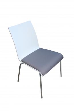 kantineneinrichtung_kantinenstuehle_stabile_bunte_stuehle_(42).jpg