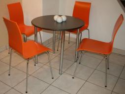 vierer_tisch_tischgruppe_orange_2.jpg