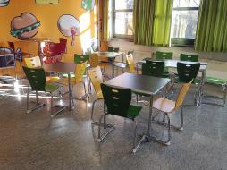 kantineneinrichtung_kantinenmoebel_kantinenstuehle_kantinentische_Kantine_stuehle_tische_(637).jpg